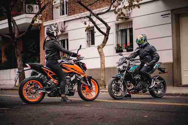 鉴黄师实时热搜不完全统计：幕后故事全记录